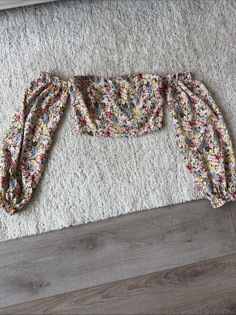 SHEIN Pink Multi Floral Off-Shoulder Puff Sleeve Crop Top